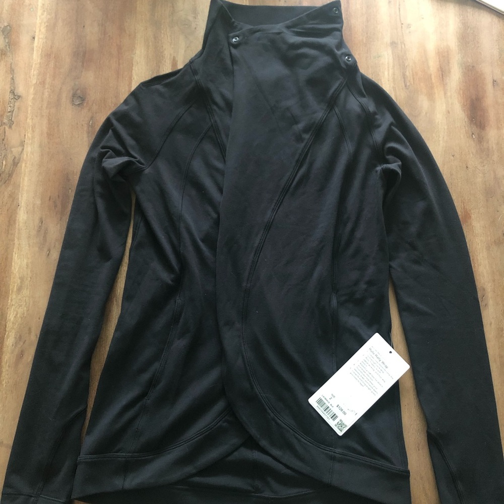 Lululemon Rulu Rally Wrap black